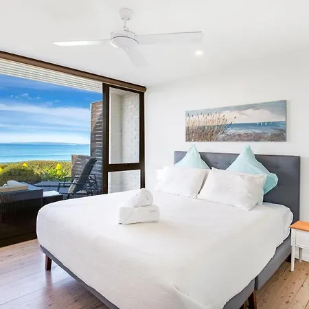 Azure Absolute Beachfront I Pet Friendly Callala Beach Exterior photo