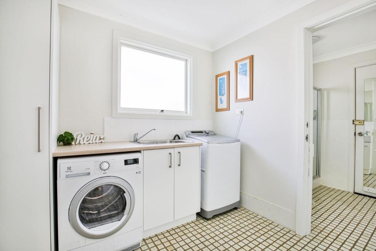 Holiday home Azure Absolute Beachfront I Pet Friendly Callala Beach