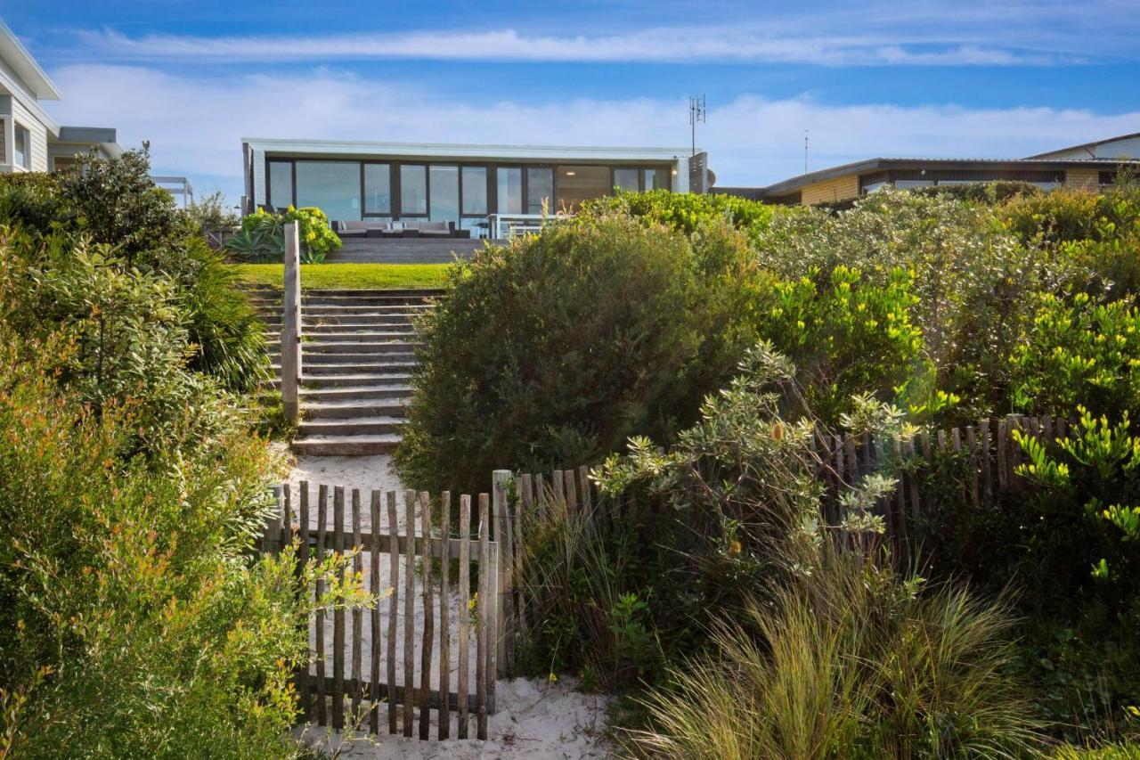 Holiday home Azure Absolute Beachfront I Pet Friendly